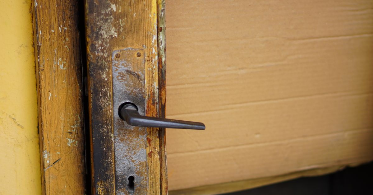 What Is a Mortise Lock and Why Do Older Hamilton Homes Have So Many of Them? — Pro Trenton Locksmith